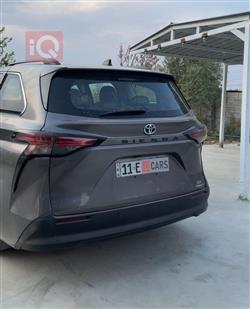 تۆیۆتا سیانا